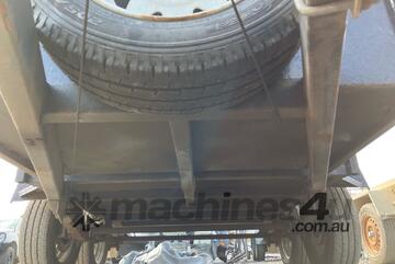 2022 Mario Trailers 8 x 5 Tradesman Tandem Axle Enclosed Box Trailer