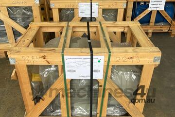 110 kw 150 hp 4-pole 1485 rpm 415 volt 280SM AC Electric Motor Toshiba Type ZWE280M-4   unused