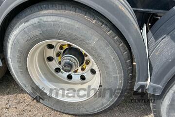 2022 Freighter Tri Axle Skel Trailer