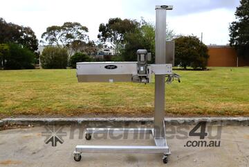 Stainless Steel Commercial Flour Duster - Burford FD-300R