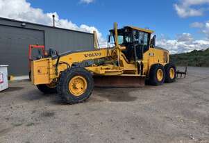 Volvo Used   06-07 GRADER G930