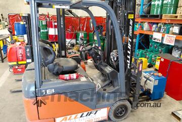 Toyota     Forklift 8FBE18