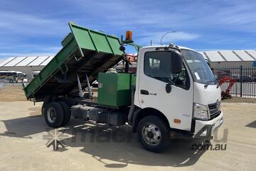 2016 Hino 300 921 Tipper Crane Truck (Day Cab)