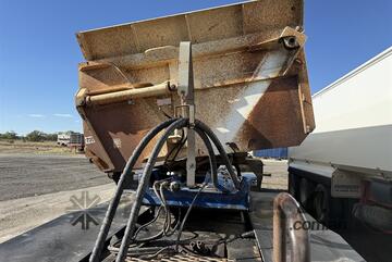 2011 HAULMARK R/T LEAD SIDE TIPPER