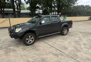 Nissan 2009   Navara