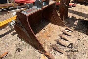Oz 1200mm GP Bucket to fit Sany 15T Excavator