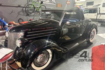 1936 Ford Cabriolet Deluxe Petrol