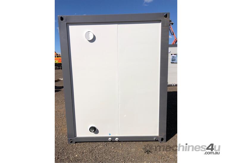 Unused Ablution / Toilet Block