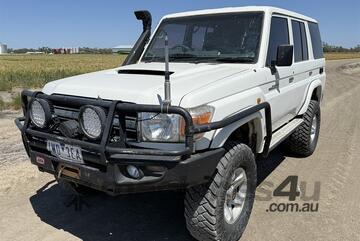 2010 TOYOTOA LANDCRUISER 76 SERIES
