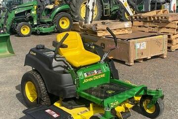 2015 John Deere Z425 Mowers Zero Turn