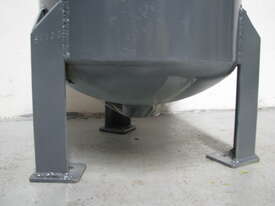 Vertical Standing Receiver Tank - 160L - picture1' - Click to enlarge