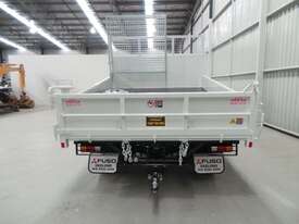 Fuso 815 Canter Dual Cab Tipper - picture2' - Click to enlarge