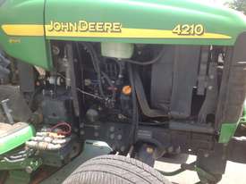 John Deere 4210 - picture2' - Click to enlarge
