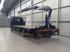 Fuso Fighter 1024 Crane Truck Truck - picture1' - Click to enlarge