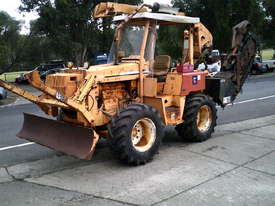 8020  trencher plow / combo , ex telstra fleet , 1668 hrs , new chain sprockets and teeth - picture0' - Click to enlarge