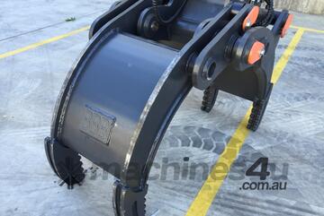 (BBB) BETTA BILT BUCKETS 30 TONNE MANUAL GRABS