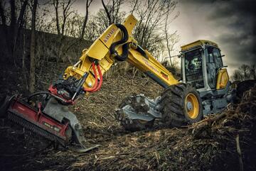 Seppi BMS-F mulching head with fixed hammers suitable for excavators and railway vehicles