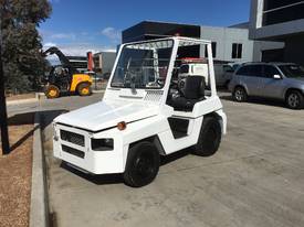 Toyota Tow Tug - picture2' - Click to enlarge
