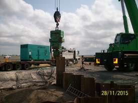 Palsonic 20 crane suspended sheetpile driver - picture2' - Click to enlarge