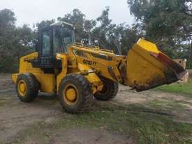 CASE 621B XT Front End Loader - picture0' - Click to enlarge