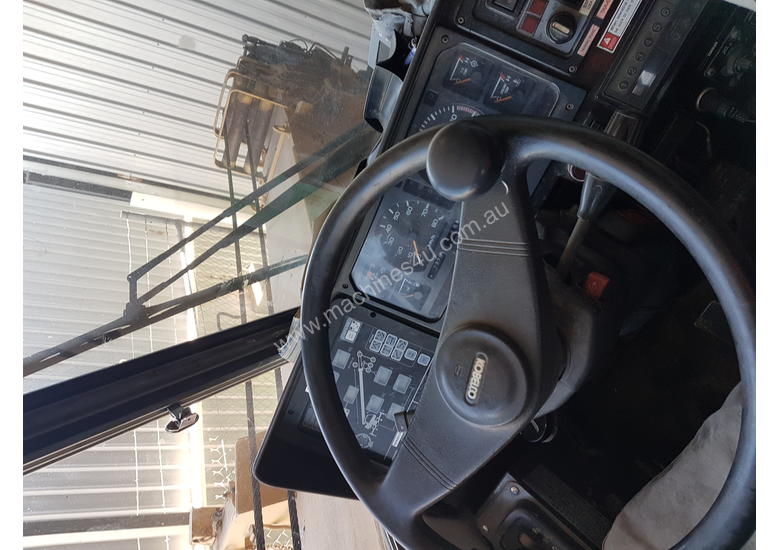 caption Kobelco RK 160-2 road crane