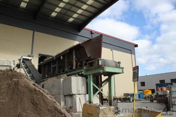 Australian Weighing Equipment Front End Load Feeder -   Australian Weighing Equipment Front End Load Feeder -