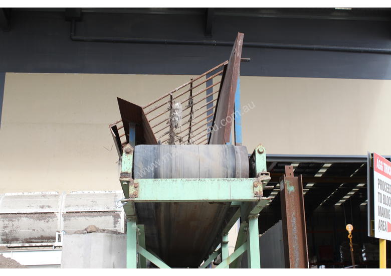 Front End Load Feeder - Used