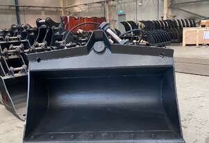 5 Ton Hydraulic Tilt Bucket 1200 mm