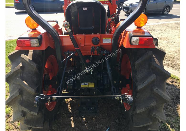 caption PROBABLY THE BEST VALUE 35HP TRACTOR IN AUSTRALIA.