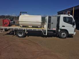 Water Truck fuso - picture1' - Click to enlarge