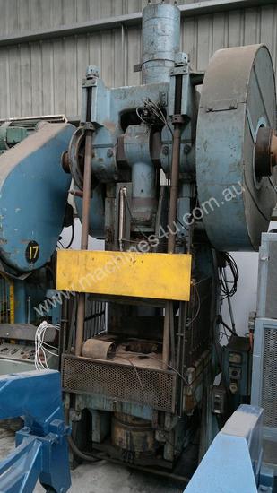 caption JOHN HEINE 208AG series 1