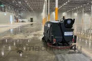 Scrubber/Dryer/Sweeper Combination- CS7010 LPG