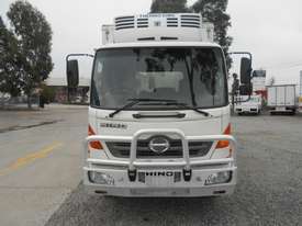 Hino GD 1227-500 Series Refrigerated Truck - picture1' - Click to enlarge