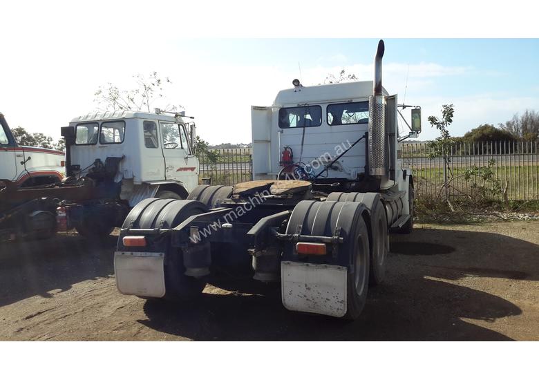 caption Freightliner Primemover Truck