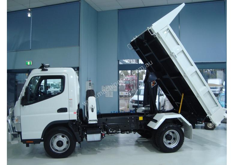 caption Fuso Canter 815 Tipper Truck