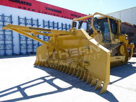 D6T XL SU Dozer w Stick Rakes & Tree Spear fitted DOZCATRT - picture2' - Click to enlarge