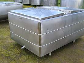 STAINLESS STEEL TANK, MILK VAT 1850 LT - picture2' - Click to enlarge
