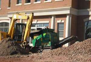 503 jaw CRUSHER MOBILE TRACK 4 TONNE REMOTE