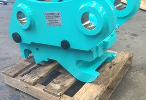 GARDNER ENGINEERING - Kobelco SK135 Auto lock Quick Hitch3