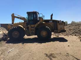 Cat 980G wheel loader with log forks/bucket - picture0' - Click to enlarge
