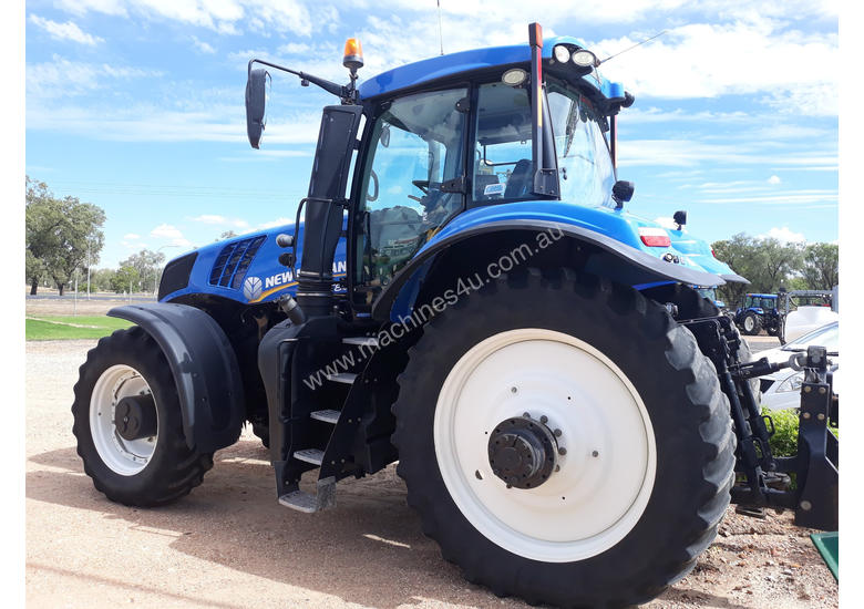 caption New Holland T8.410 FWA/4WD Tractor
