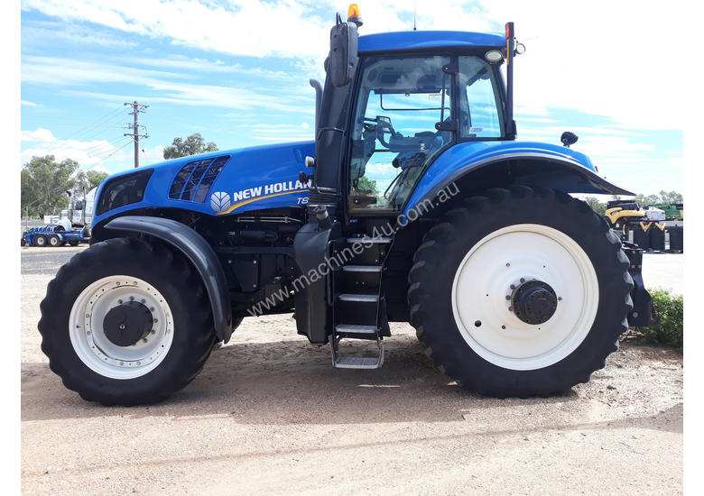 caption New Holland T8.410 FWA/4WD Tractor