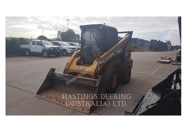 caption CATERPILLAR 262DLRC Skid Steer Loaders