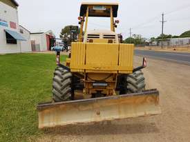 Trencher - Vermeer 1250 large Wheeled Ride on trencher.  - picture1' - Click to enlarge