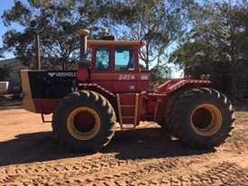 Versatile 945 4WD - picture2' - Click to enlarge