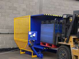 Premier Pallet Inverter - Compact, free standing 180° inverter with dual loading table - picture0' - Click to enlarge