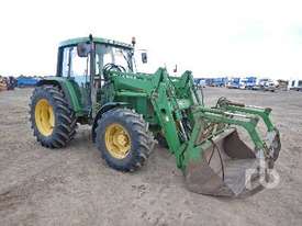 JOHN DEERE 6210 MFWD Tractor - picture0' - Click to enlarge