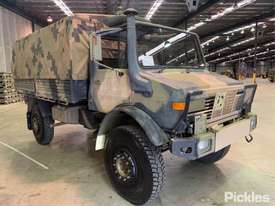 1985 Mercedes Benz Unimog U1700L - picture2' - Click to enlarge