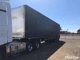 2000 Southern Cross Standard Tri Axle - picture1' - Click to enlarge