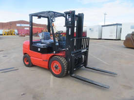 2018 Unused Redlift CPCD35T3  Forklift - picture0' - Click to enlarge